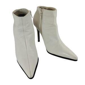 COLIN STUART! CREAM GENUINE LEATHER CENTER SEAM POINTY TOE ANKLE BOOTS! SZ 5.5M